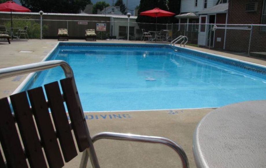 Image for 26 UNIT MOTEL on 1.3 ACRES