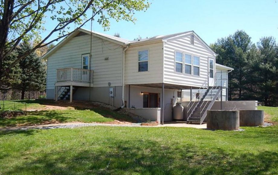 Image for 3 BR/2.5 BA HOME on 10 +/- ACRES w/BARN & POND