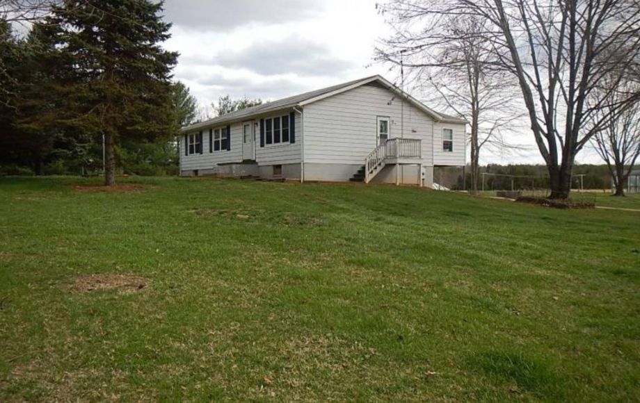 Image for 3 BR/2.5 BA HOME on 10 +/- ACRES w/BARN & POND