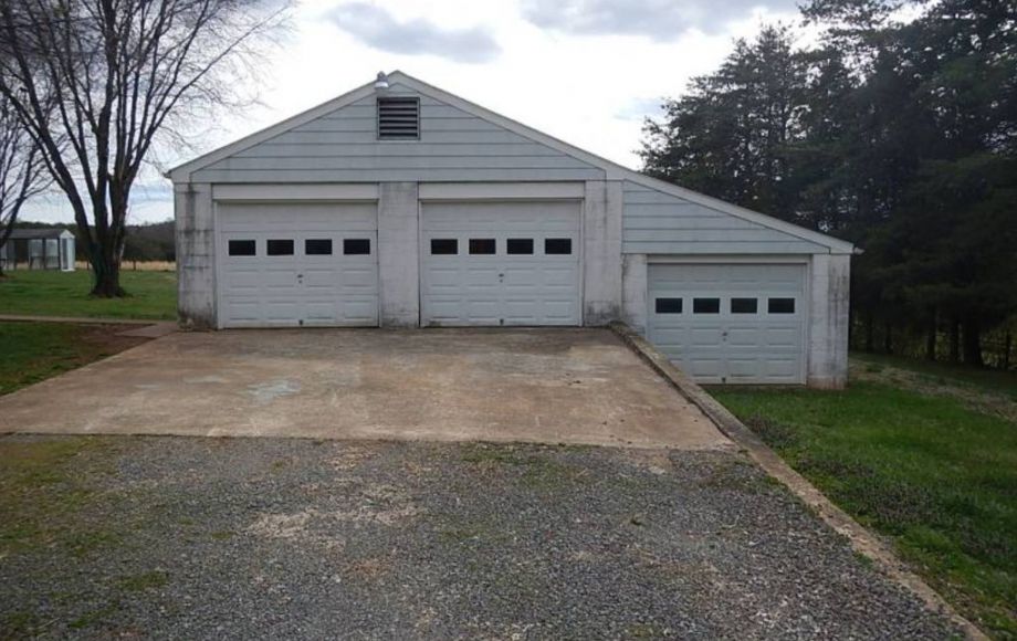 Image for 3 BR/2.5 BA HOME on 10 +/- ACRES w/BARN & POND