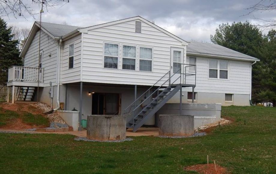 Image for 3 BR/2.5 BA HOME on 10 +/- ACRES w/BARN & POND