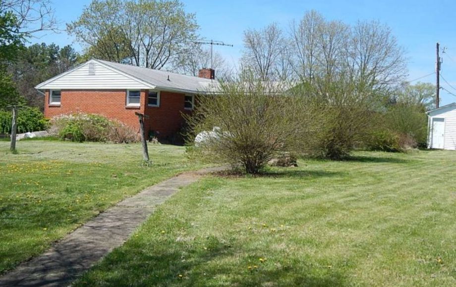Image for BRICK 3 BR/2 BA HOME on 2.9 ACRES