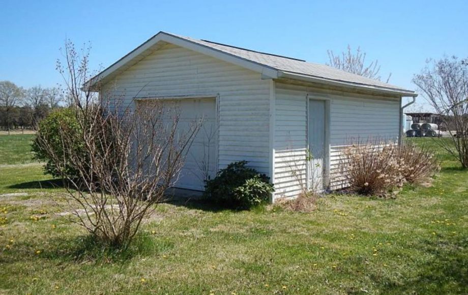 Image for BRICK 3 BR/2 BA HOME on 2.9 ACRES