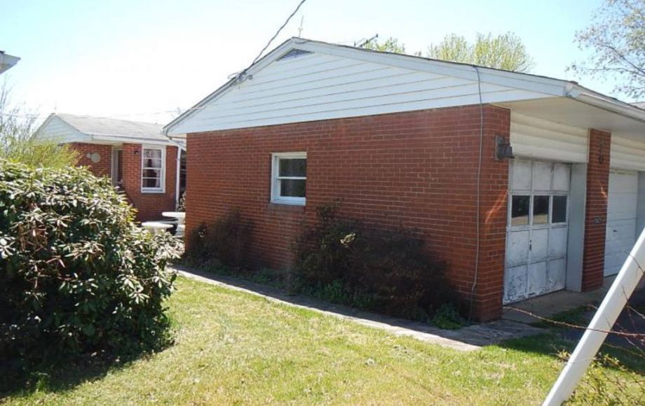 Image for BRICK 3 BR/2 BA HOME on 2.9 ACRES