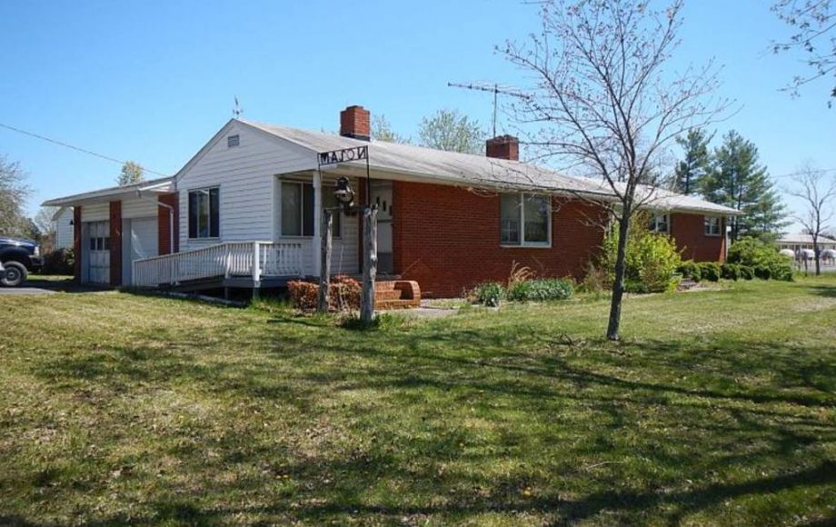 Image for BRICK 3 BR/2 BA HOME on 2.9 ACRES