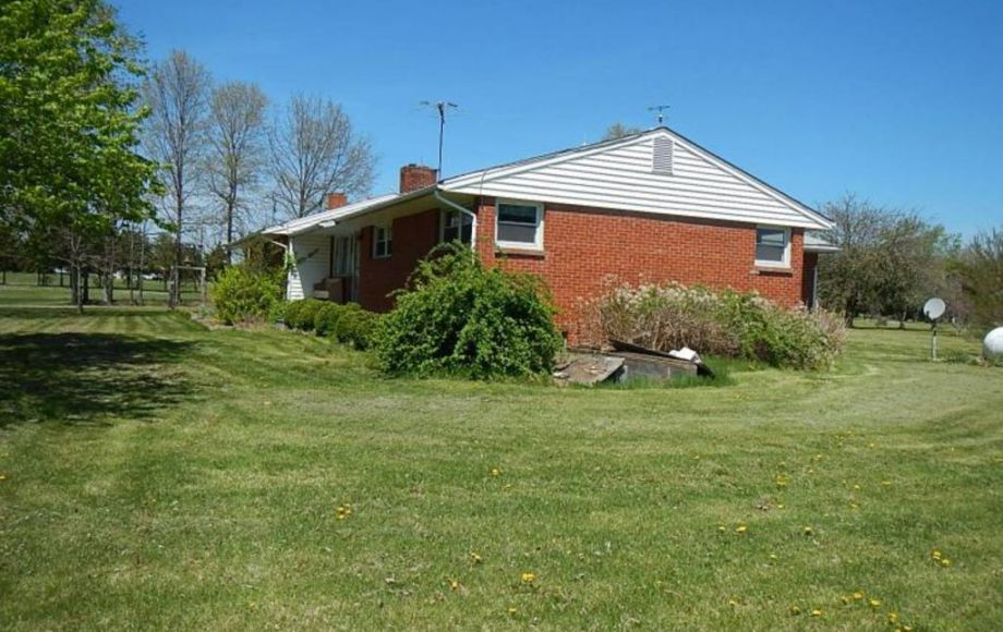 Image for BRICK 3 BR/2 BA HOME on 2.9 ACRES