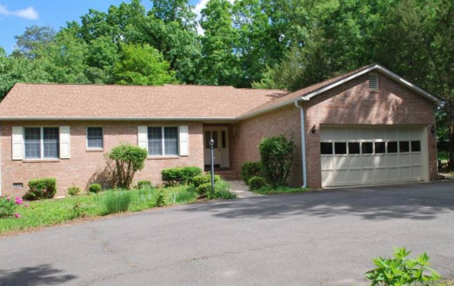 Image for 3 BR/2.5 BA HOME in LAKE COMMUNITY