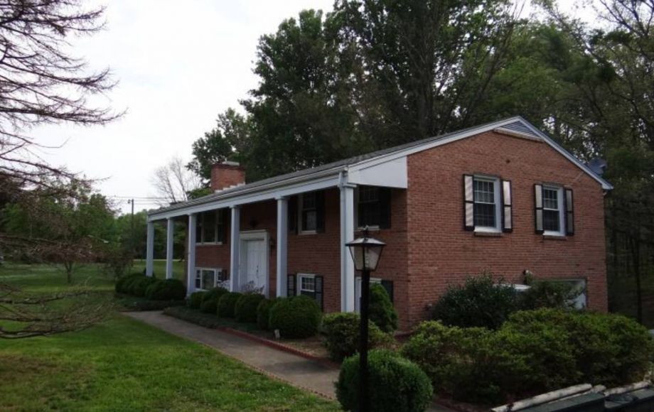 Image for ABSOLUTE AUCTION-3 BR/2 BA HOME on 1 ACRE