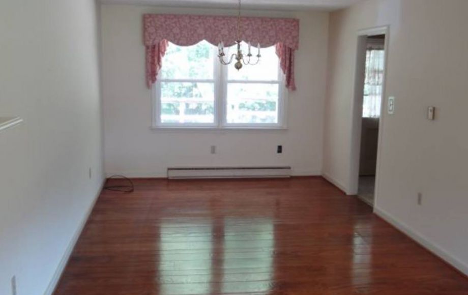 Image for ABSOLUTE AUCTION-3 BR/2 BA HOME on 1 ACRE