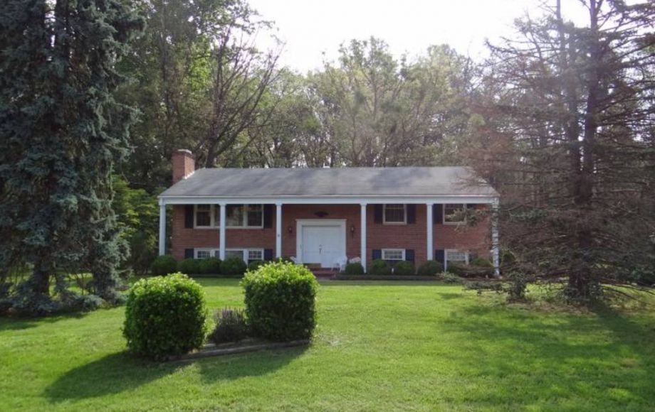 Image for ABSOLUTE AUCTION-3 BR/2 BA HOME on 1 ACRE