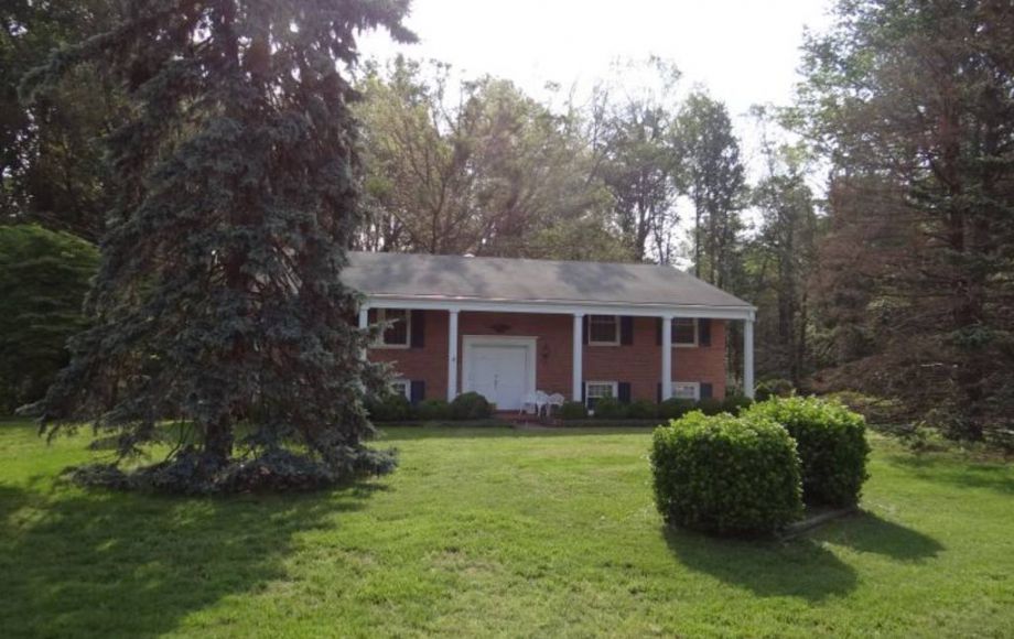 Image for ABSOLUTE AUCTION-3 BR/2 BA HOME on 1 ACRE