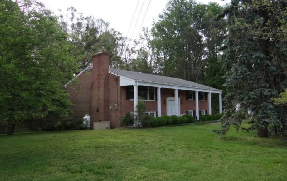 Image for ABSOLUTE AUCTION-3 BR/2 BA HOME on 1 ACRE