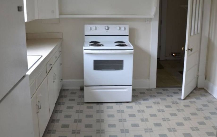 Image for 2 BR HOME ZONED B-3 (OFFICE)