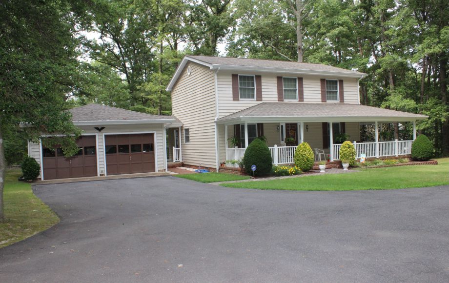 Image for 3 BR/2.5 BA HOME on 2.6 +/- ACRES SOLD to the HIGHEST BIDDER!!