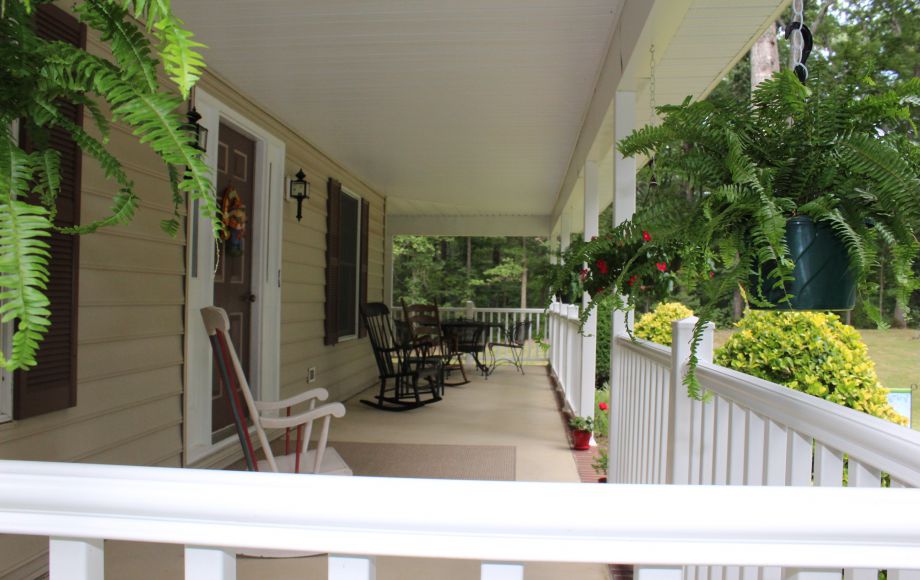 Image for 3 BR/2.5 BA HOME on 2.6 +/- ACRES SOLD to the HIGHEST BIDDER!!