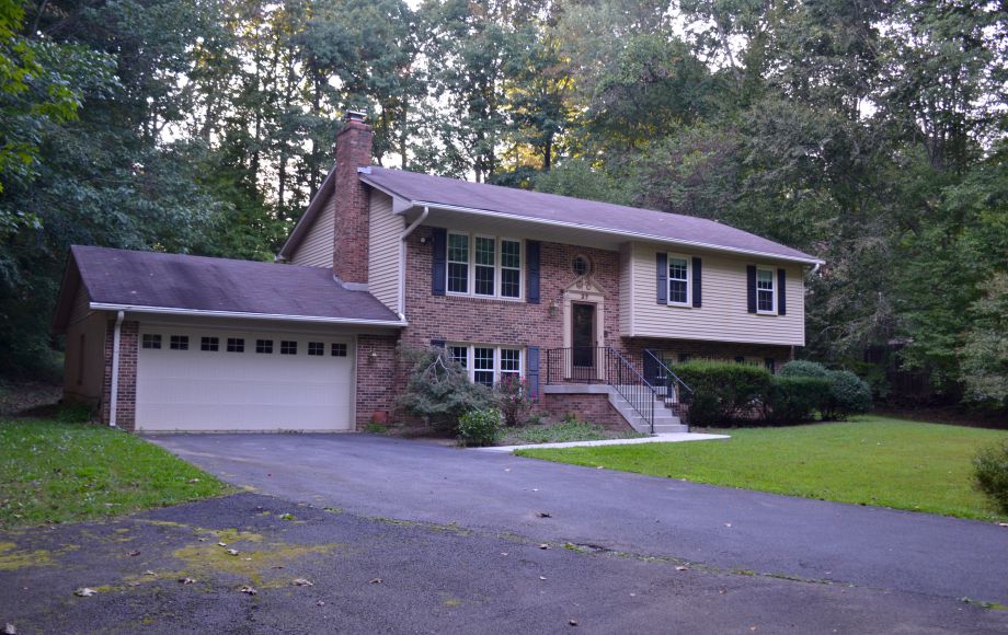 Image for SOLID & CLEAN 4 BR/3 BA HOME on 1 +/- ACRE IN NORTH STAFFORD
