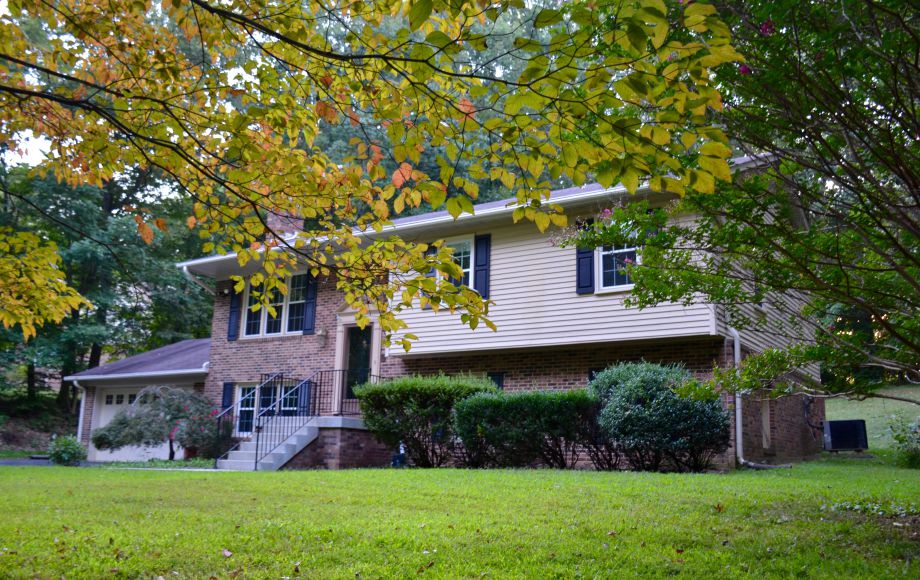 Image for SOLID & CLEAN 4 BR/3 BA HOME on 1 +/- ACRE IN NORTH STAFFORD