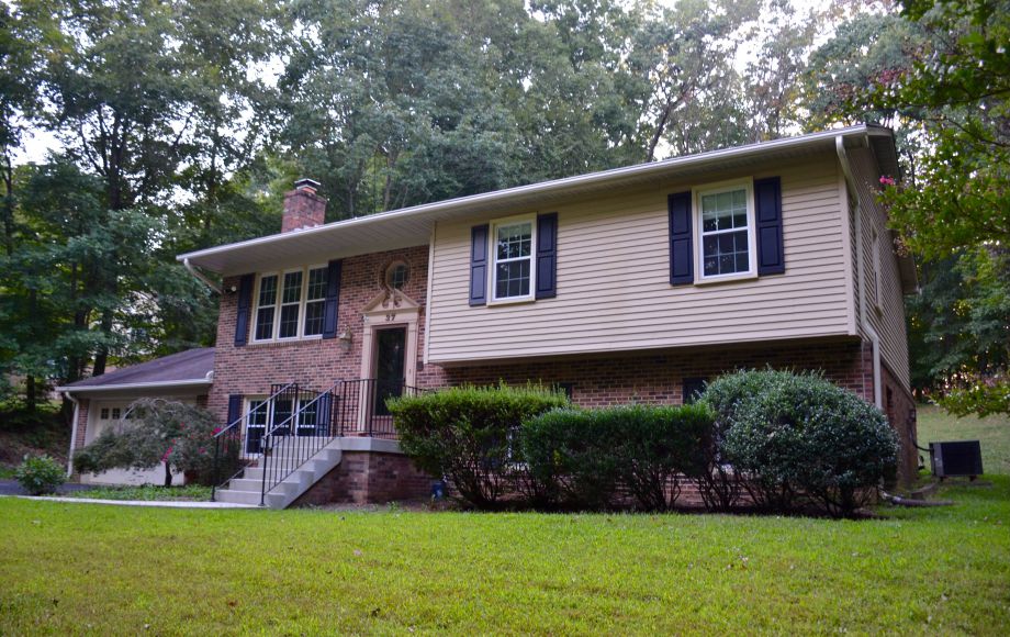 Image for SOLID & CLEAN 4 BR/3 BA HOME on 1 +/- ACRE IN NORTH STAFFORD