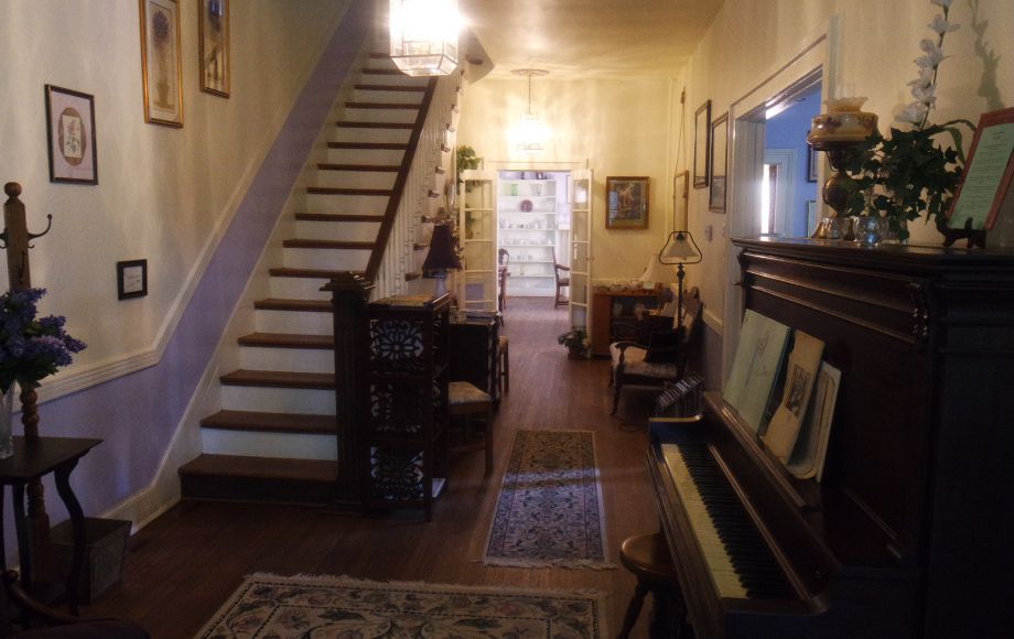 Image for FORMER BED & BREAKFAST/HISTORIC HOME on 4.4 +/- ACRES
