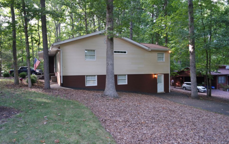 Image for IMMACULATE 3 BR/3 BA HOME in LAKE of the WOODS