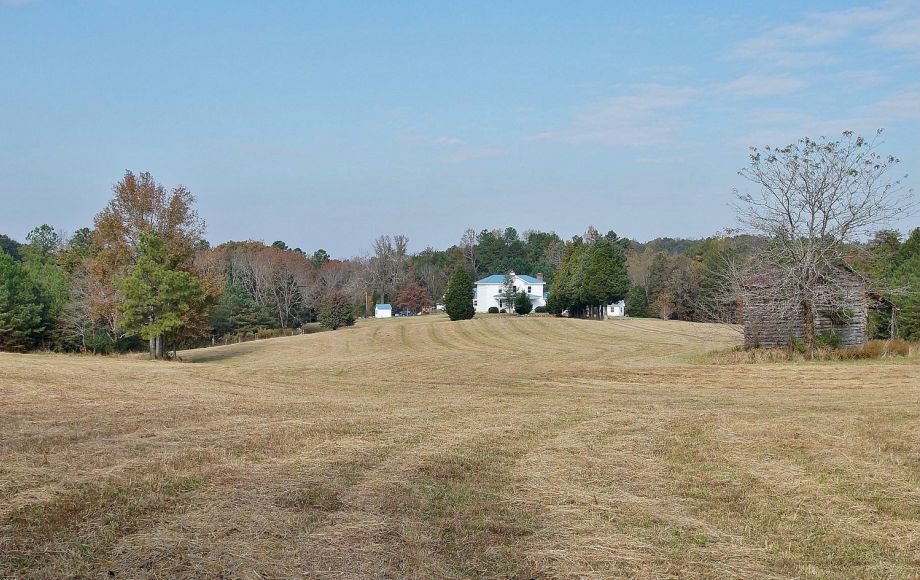 Image for HICKORY KNOLLS FARM: 200 +/- ACRES w/5 BR RESTORED VICTORIAN FARM HOUSE
