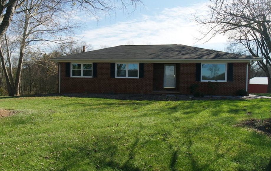 Image for 3 BR/1.5 BA Home & 24′ X 32′ Workshop ON 2.8 +/- Acres