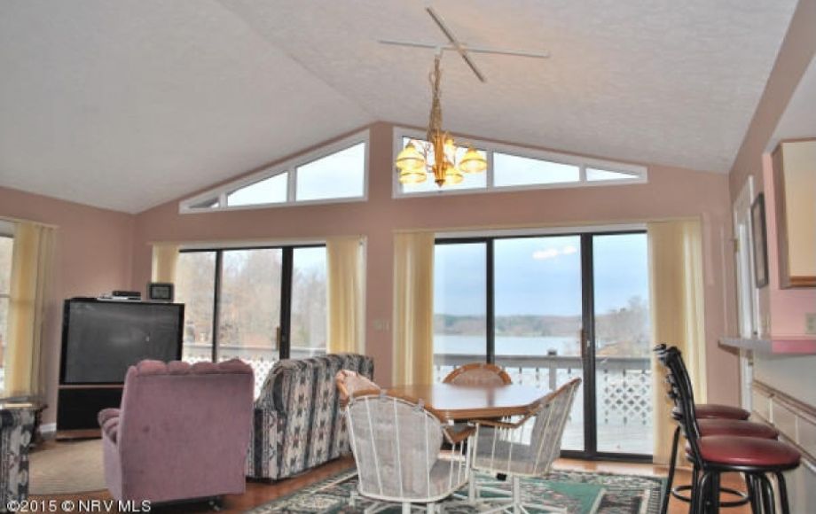 Image for FULLY FURNISHED 5 BR/2BA WATER FRONT HOME on CLAYTOR LAKE w/DOUBLE BOAT GARAGE & BOAT DOCK w/LIFT