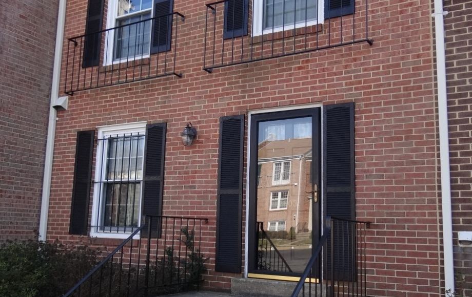 Image for ALL BRICK 3 BR/2.5 BA MOVE-IN READY TOWNHOME in ALEXANDRIA, VA