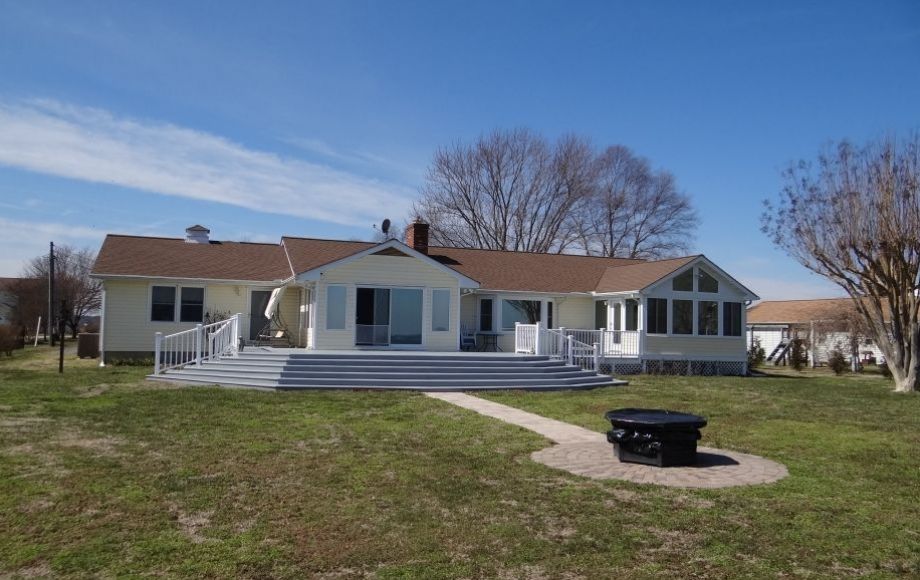 Image for 3 BR/2 BA POTOMAC RIVER WATERFRONT HOME on 1 + ACRE w/PIER, BOAT DOCK & PRIVATE BEACH