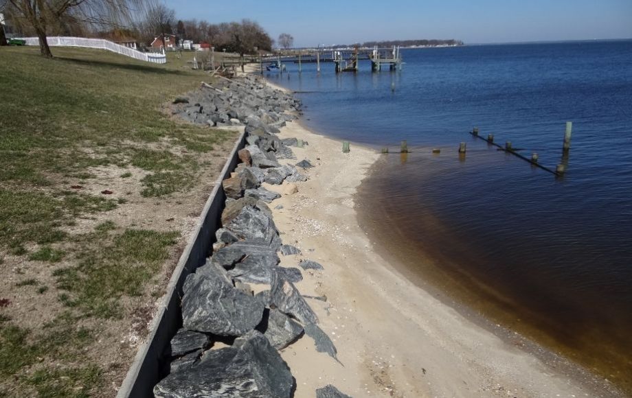 Image for 3 BR/2 BA POTOMAC RIVER WATERFRONT HOME on 1 + ACRE w/PIER, BOAT DOCK & PRIVATE BEACH