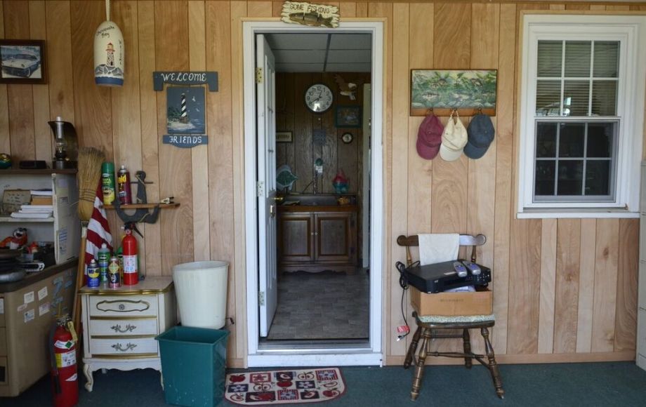 Image for 3 BR/1.5 BA WATERFRONT HOME on 1.6+/- ACRES in REEDVILLE, VA