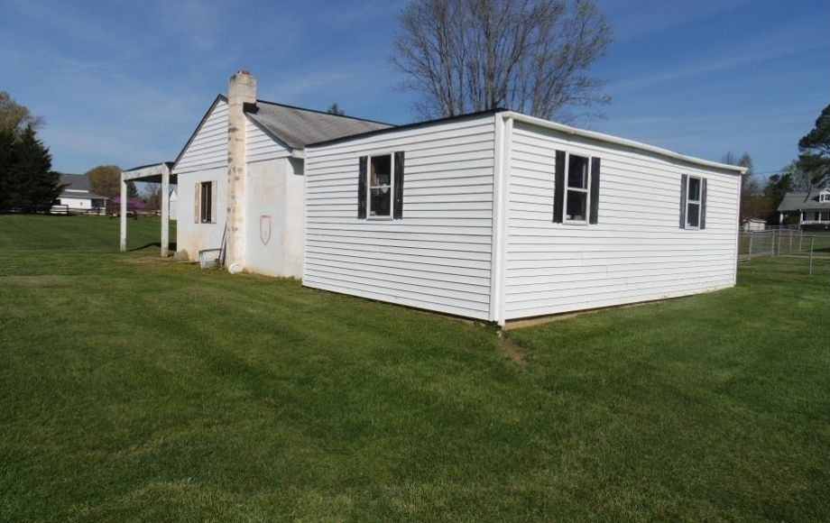 Image for 3 BR/1 BA HOME ON 1.3 +/- ACRES w/SHOP & OUTBUILDINGS in Orange County, Virginia