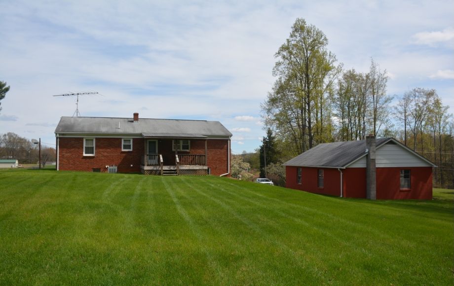 Image for 3 BR BRICK HOME w/SHOP on .76 +/- ACRES in CULPEPER COUNTY, VA—WILL BE SOLD to the HIGHEST BIDDER