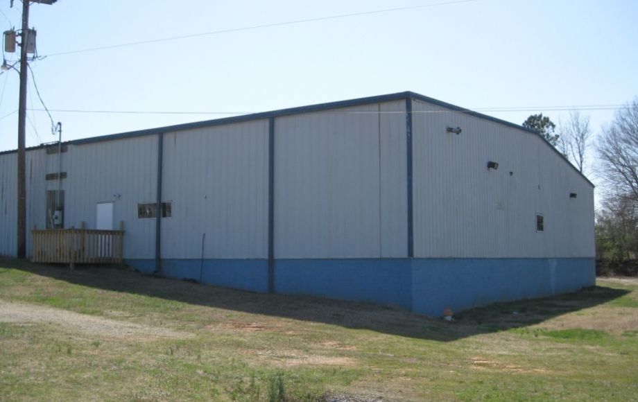Image for 140’ x 125’ COMMERCIAL WAREHOUSE on 2.17 +/- ACRES .5 MILES FROM I-85 in SOUTH HILL, VA