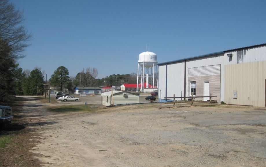 Image for 140’ x 125’ COMMERCIAL WAREHOUSE on 2.17 +/- ACRES .5 MILES FROM I-85 in SOUTH HILL, VA