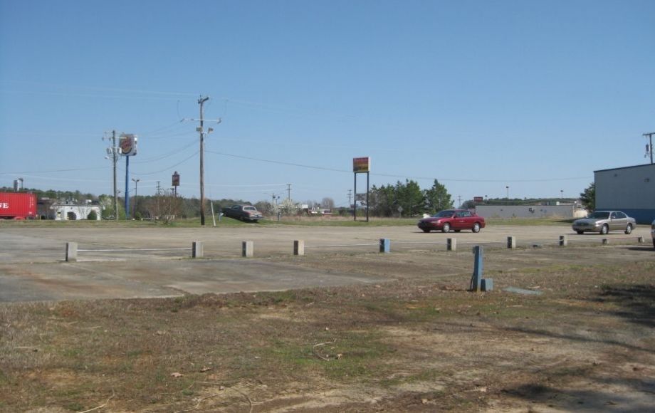 Image for 140’ x 125’ COMMERCIAL WAREHOUSE on 2.17 +/- ACRES .5 MILES FROM I-85 in SOUTH HILL, VA