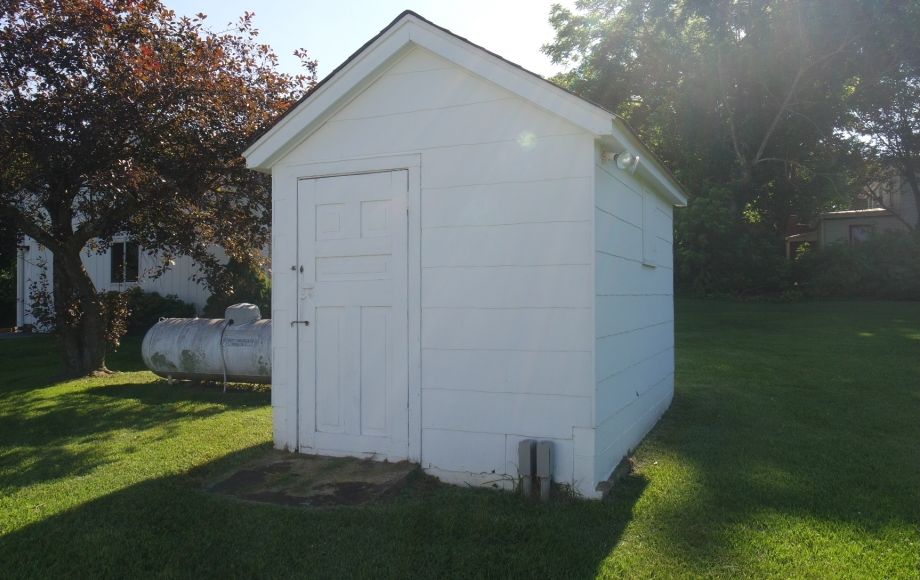 Image for STATELY 3 BR/2 BA HOME on 1.2 ACRES & .5 ACRE ADJACENT BUILDING LOT in DOWNTOWN STANDARDSVILLE, VA