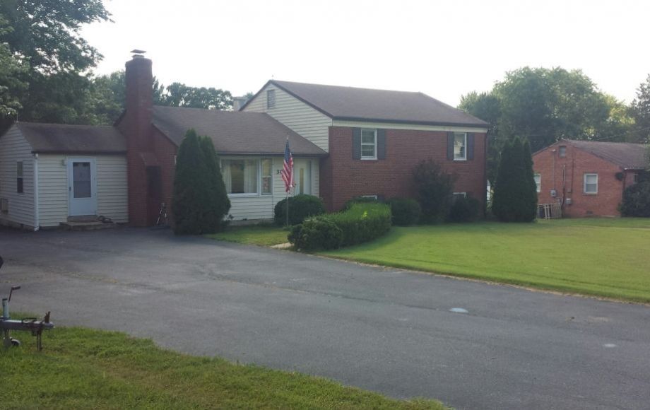 Image for SOLID 4 BR/2.5 BA HOME w/WORKSHOP in NORTH STAFFORD, VA