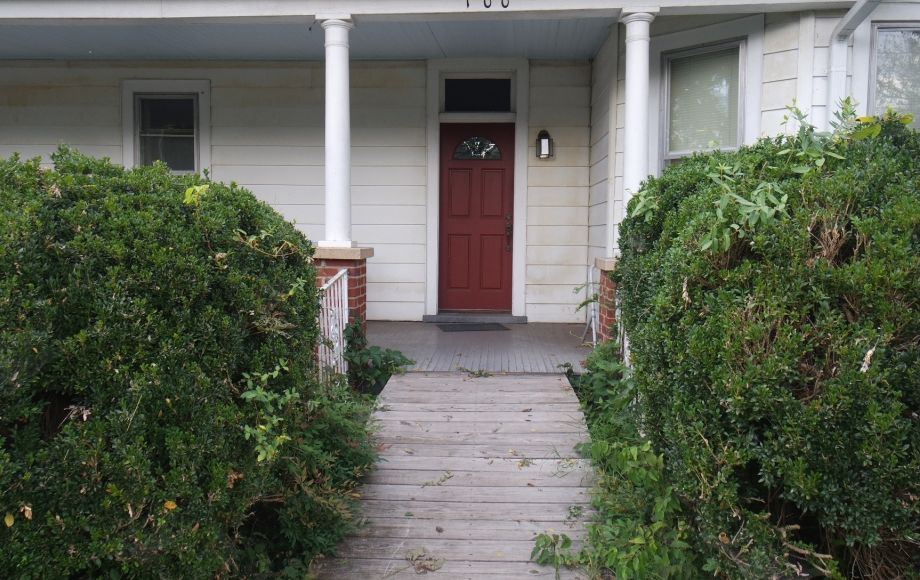 Image for 4 BR/2 BA VICTORIAN STYLE HOME in FAUQUIER COUNTY, VA—SELLS to the HIGHEST BIDDER!!