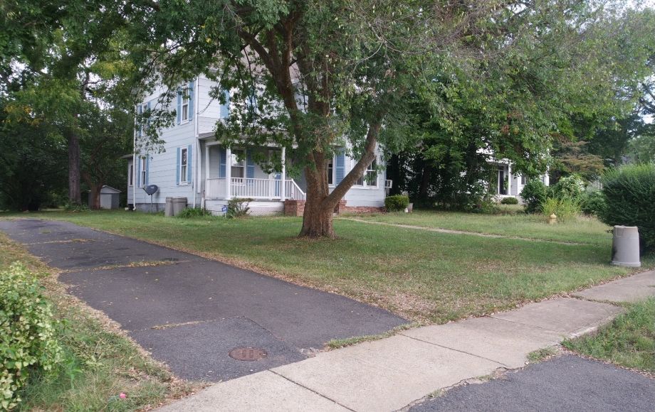 Image for SOLID 3 BR/2 BA HOME w/OUTBUILDINGS on .34 +/- ACRE LOT—SELLS to the HIGHEST BIDDER!!