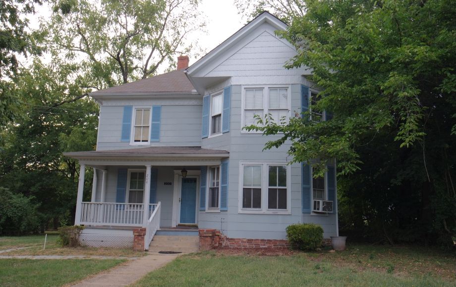 Image for SOLID 3 BR/2 BA HOME w/OUTBUILDINGS on .34 +/- ACRE LOT—SELLS to the HIGHEST BIDDER!!