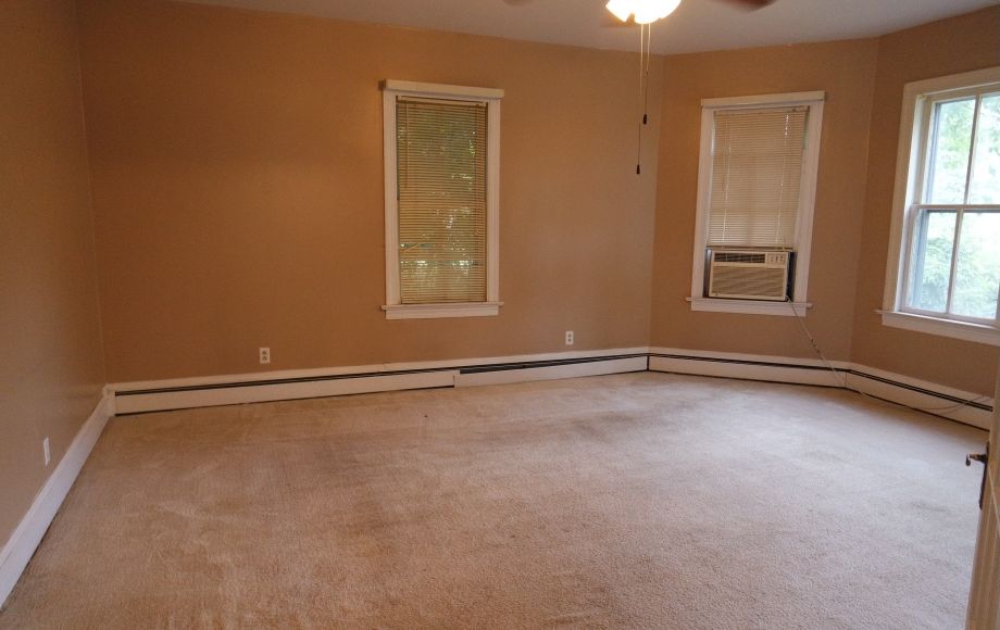 Image for SOLID 3 BR/2 BA HOME w/OUTBUILDINGS on .34 +/- ACRE LOT—SELLS to the HIGHEST BIDDER!!