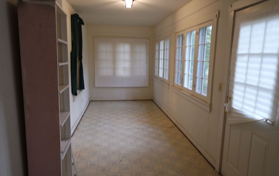 Image for SOLID 3 BR/2 BA HOME w/OUTBUILDINGS on .34 +/- ACRE LOT—SELLS to the HIGHEST BIDDER!!