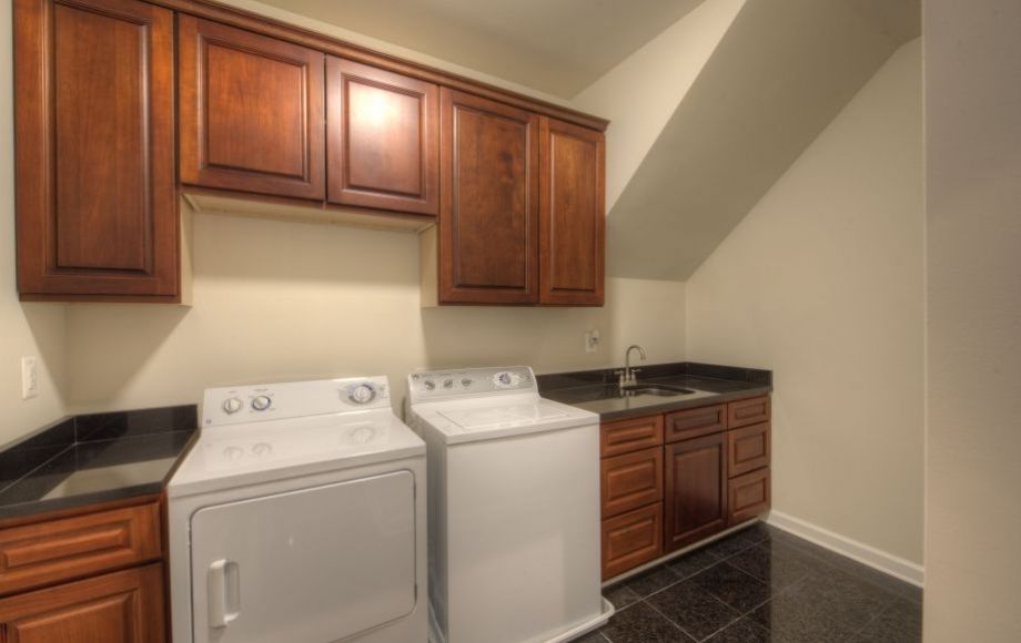 34marchcourt32 detail