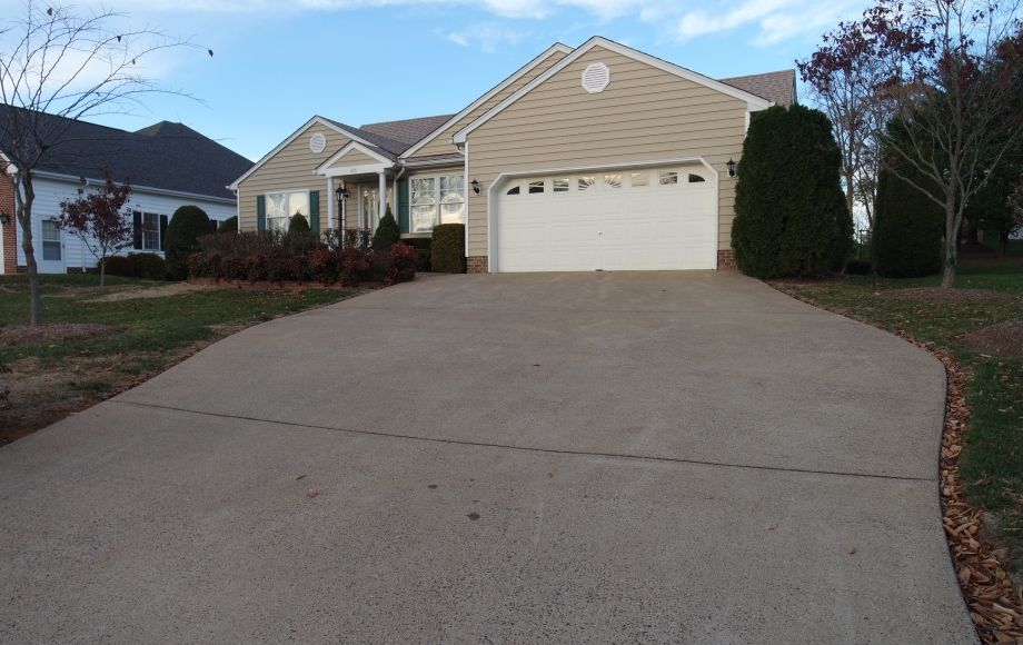 Image for MOVE-in-READY 2 BR/2 BA HOME LOCATED in CULPEPER COUNTRY CLUB ESTATES