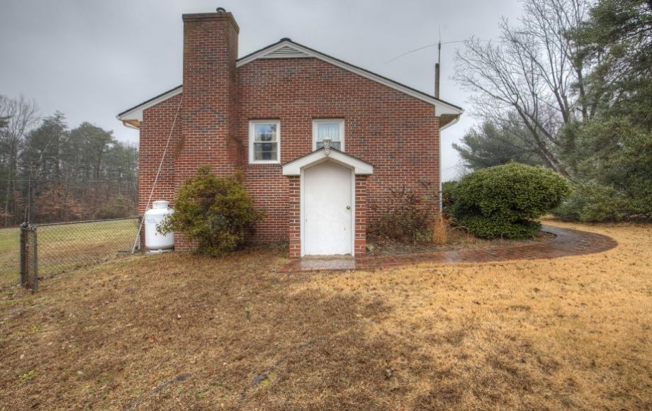 Image for WELL BUILT 3 BR/2 BA BRICK HOME on .7 +/- ACRES in KING GEORGE, VA