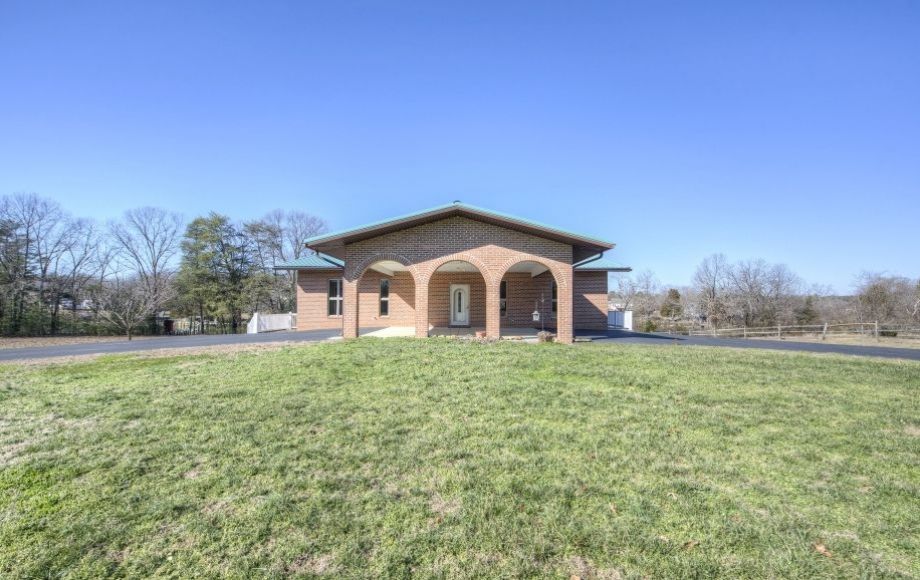 Image for 3 BR WATERFRONT HOME on 1.7 +/- ACRES in ST. MARY’S COUNTY, MD—SELLS to the HIGHEST BIDDER!!