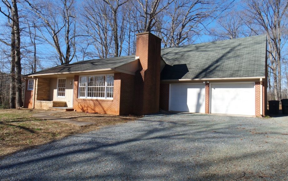 Image for MOVE-in-READY 4 BR/2 BA HOME on 2.3 +/- ACRES ONLY 3.5 MILES FROM UVA!!