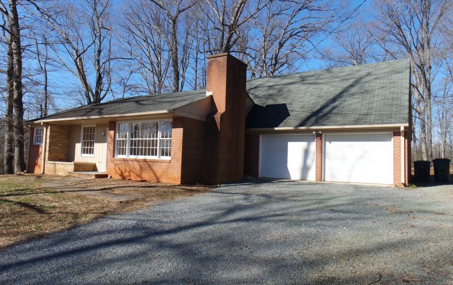 Image for MOVE-in-READY 4 BR/2 BA HOME on 2.3 +/- ACRES ONLY 3.5 MILES FROM UVA!!