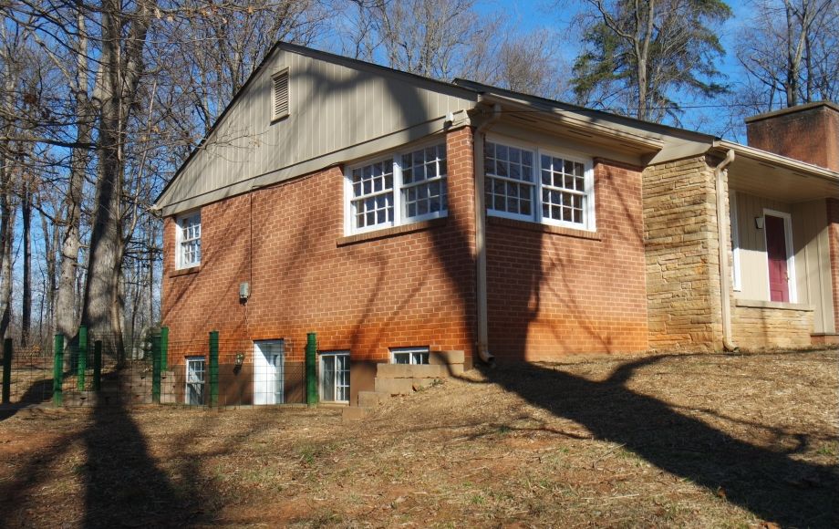 Image for MOVE-in-READY 4 BR/2 BA HOME on 2.3 +/- ACRES ONLY 3.5 MILES FROM UVA!!